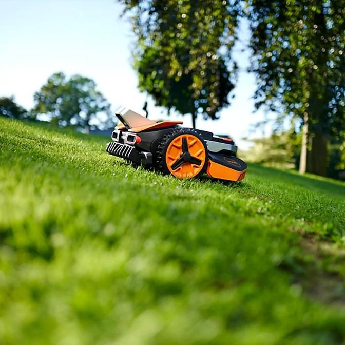 WORX LANDROID ROBOTIC MOWER Vision AI L1300. Up to 1300 m2 – image 10